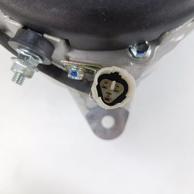 YTM New SW205 24V 60A 2B Alteror Assembly 10270402380 for UD Truck Heavy Duty Replacement Parts